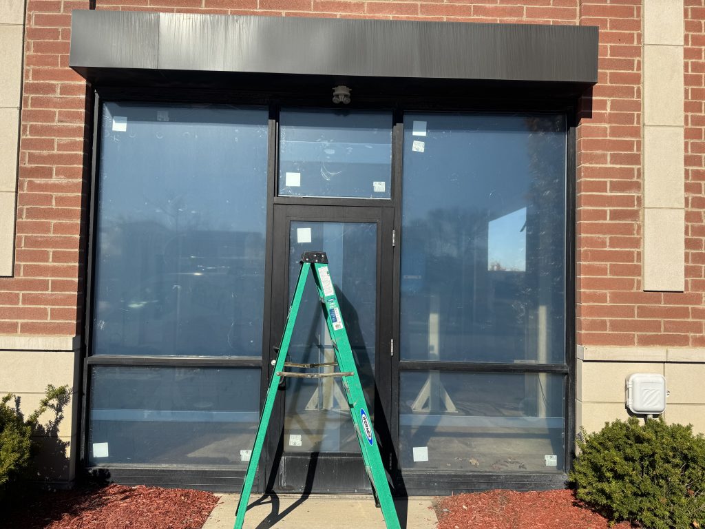 store-front-glass-replacement-chicago-il