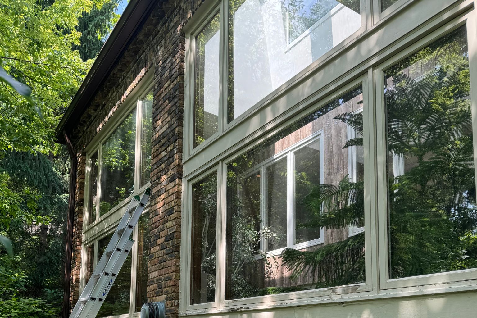 window repair and glass replacement in winnetka illinois